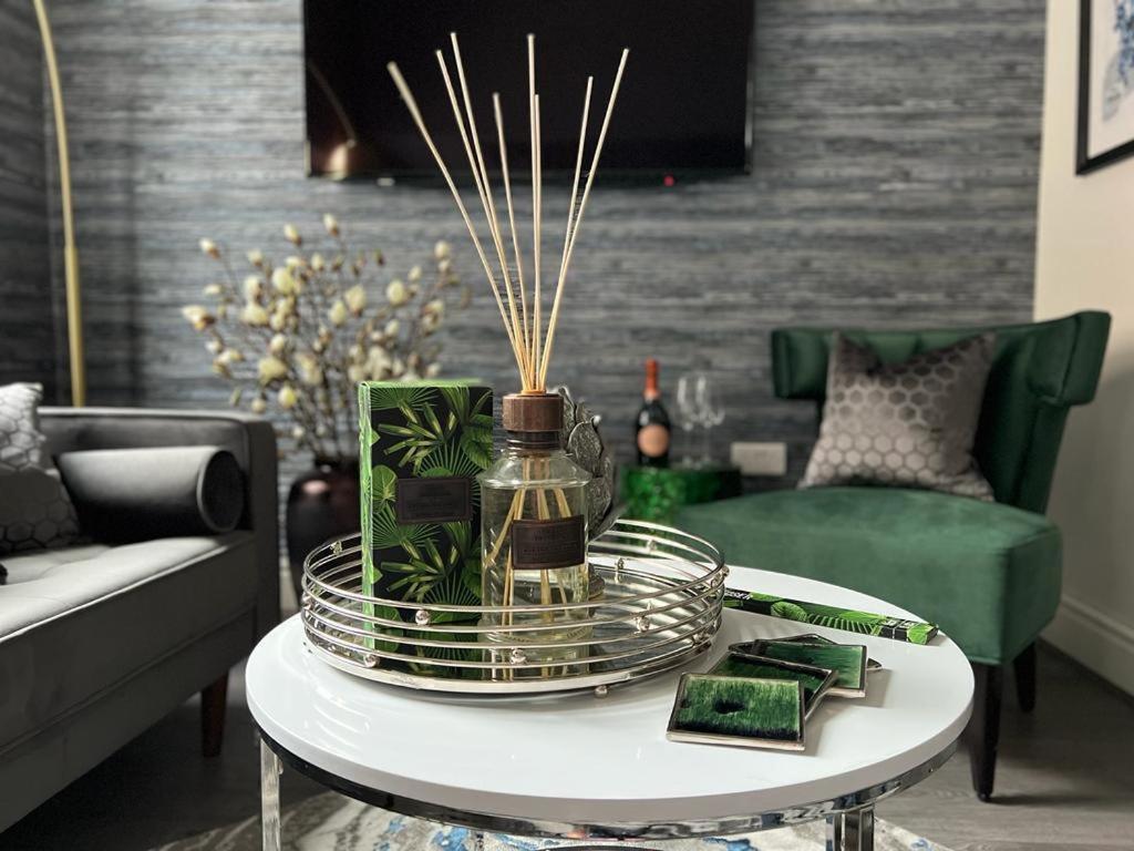 8 Holland Street Apartment ลิเวอร์พูล ภายนอก รูปภาพ