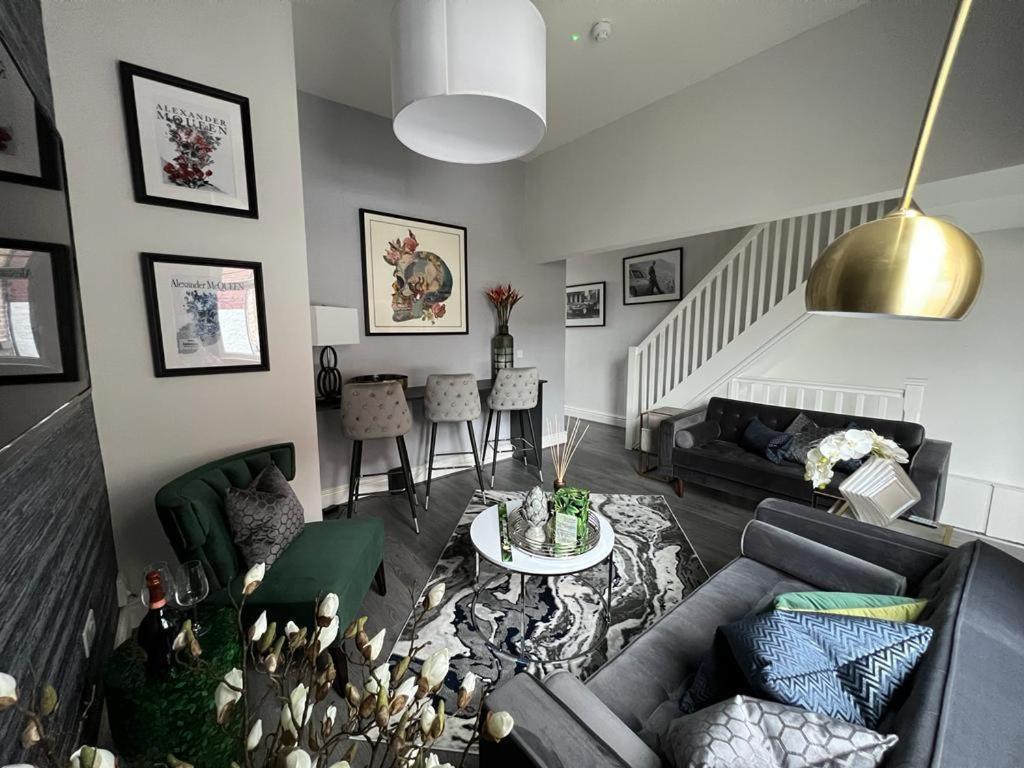 8 Holland Street Apartment ลิเวอร์พูล ภายนอก รูปภาพ